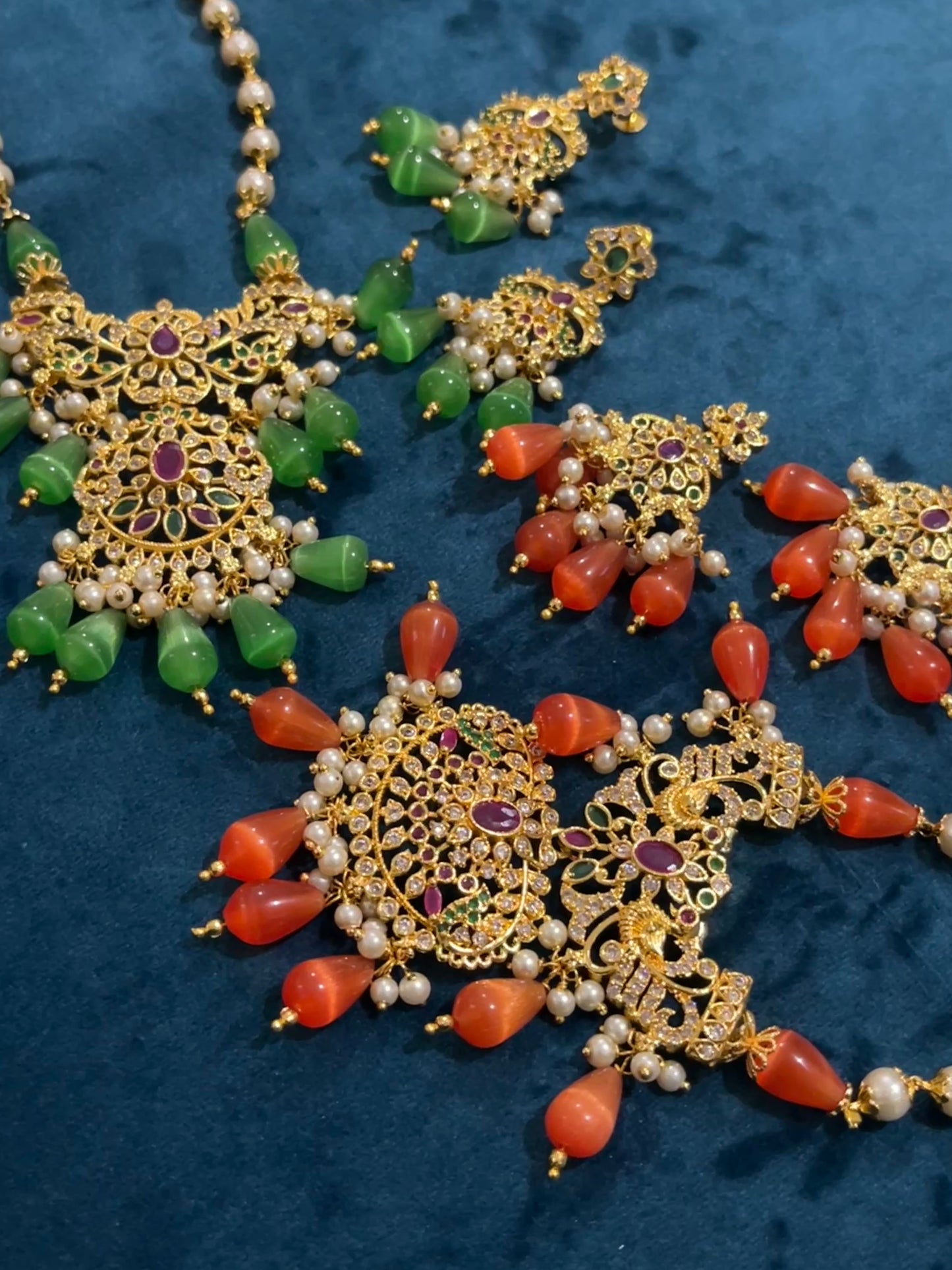 Arya Necklace and Earring Set - Orange