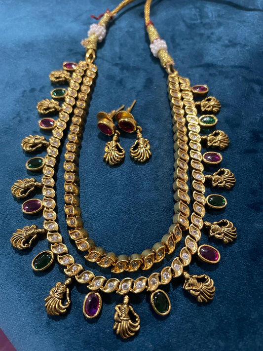 Vati Necklace and Earring Set