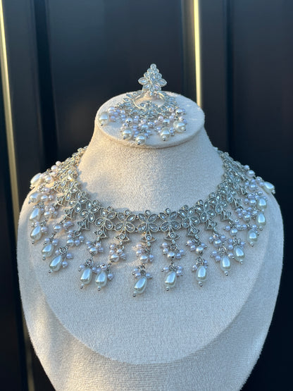 Nila Necklace Set - Silver