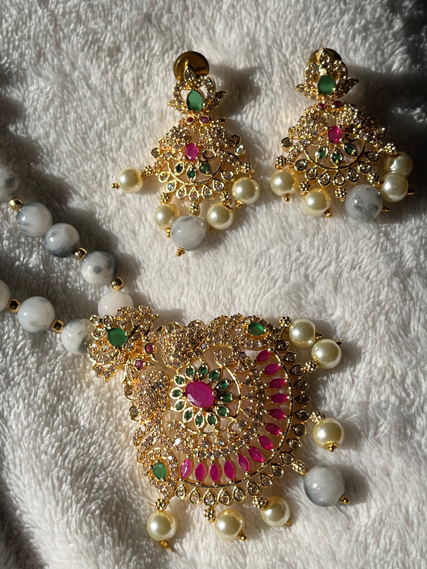 Meenakshi Marble Glass Bead Necklace and Earring set